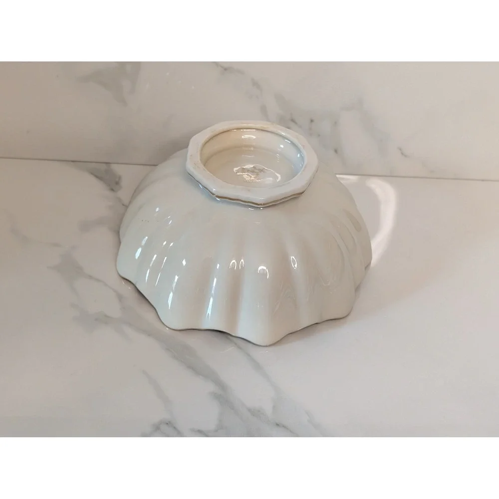 Lenox Symphony Ivory Fine China Scalloped Gold Trim 6 Inch Pedestal Bowl‎ USA